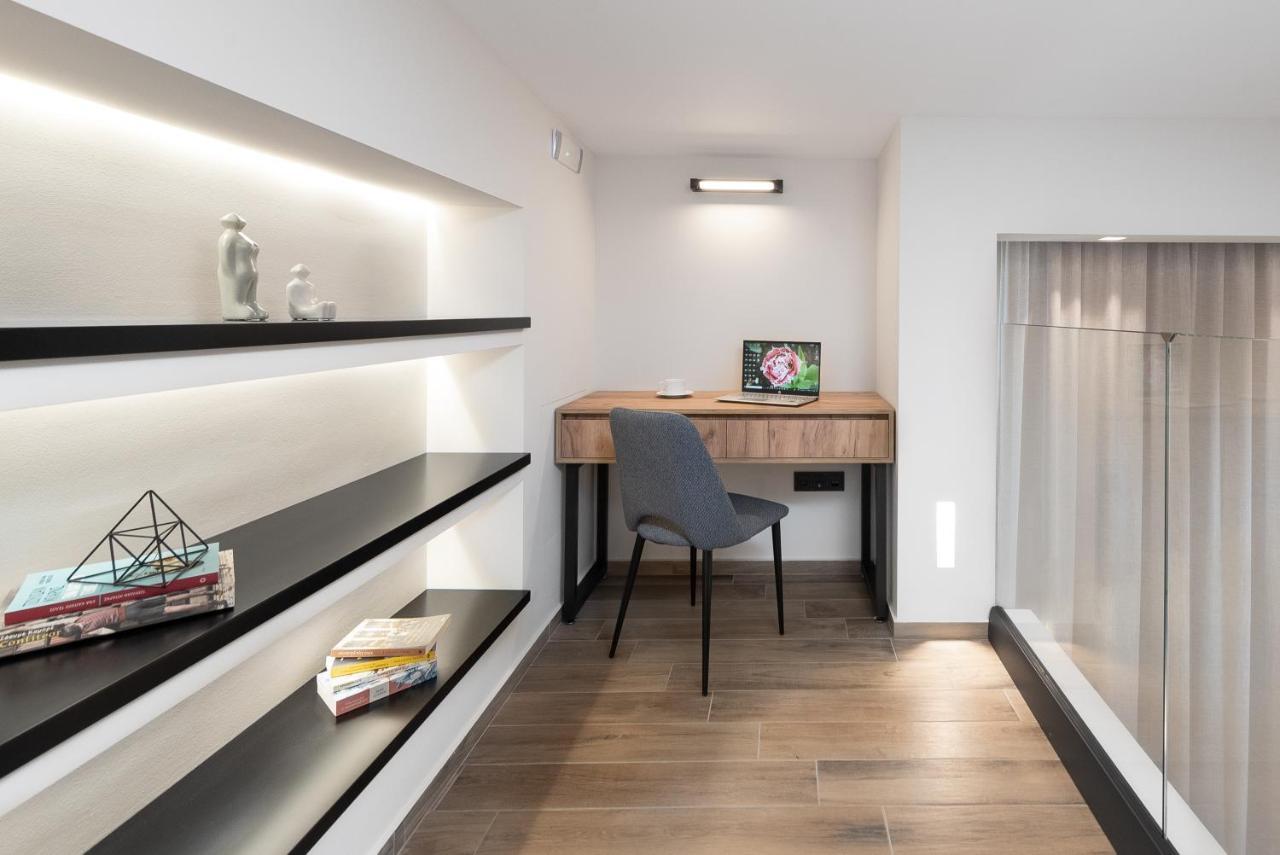 Aurum Villas 伊利索斯 外观 照片