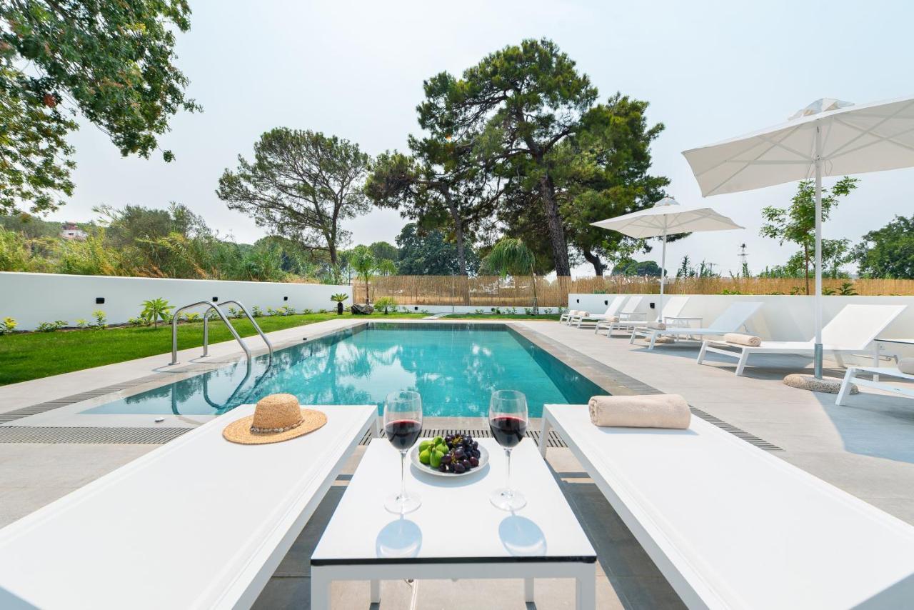 Aurum Villas 伊利索斯 外观 照片