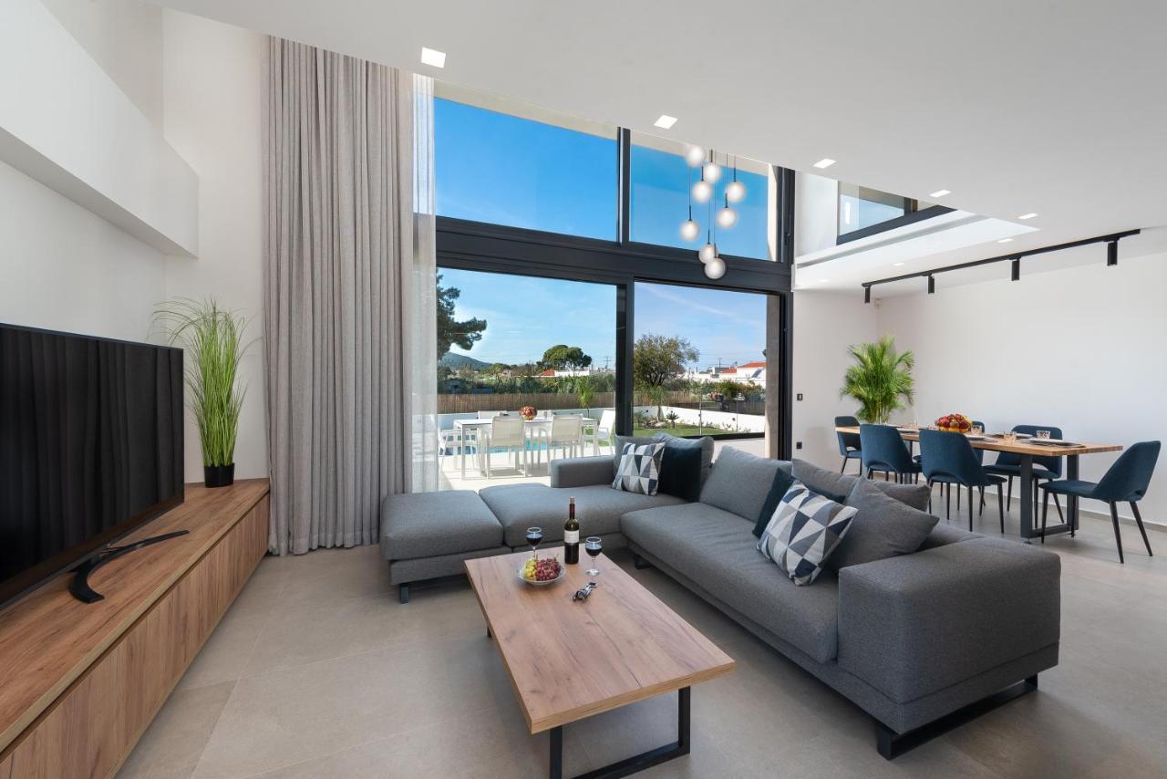 Aurum Villas 伊利索斯 外观 照片