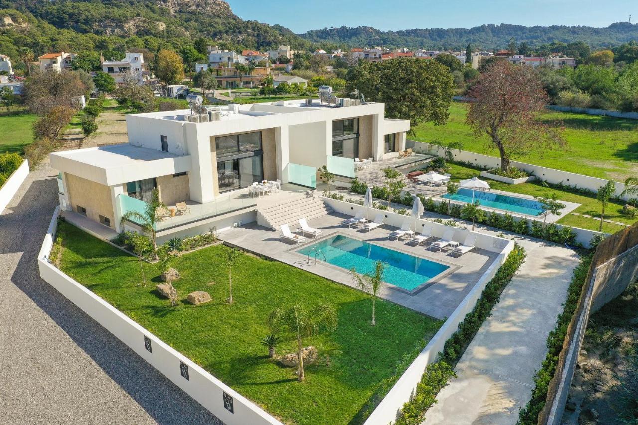 Aurum Villas 伊利索斯 外观 照片